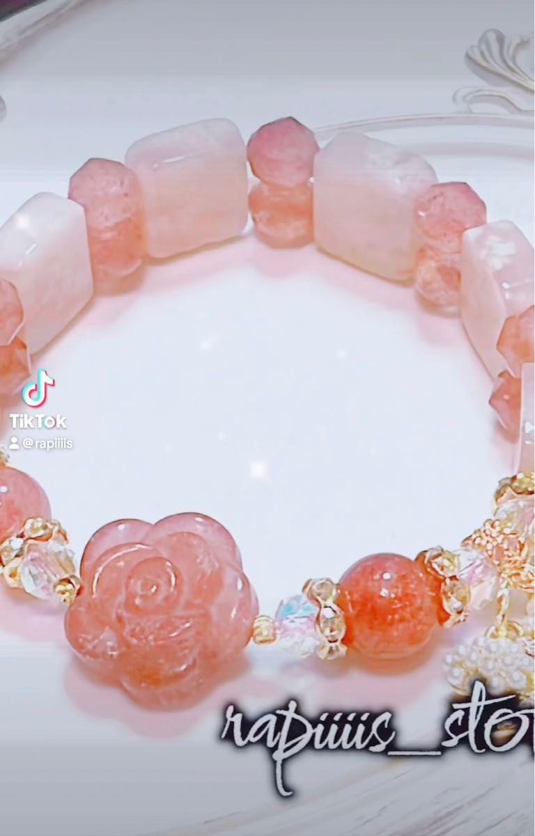 ストロベリークォーツ×薔薇 桜瑪瑙 リボンチャーム付き 天然石 バングル パワーストーン