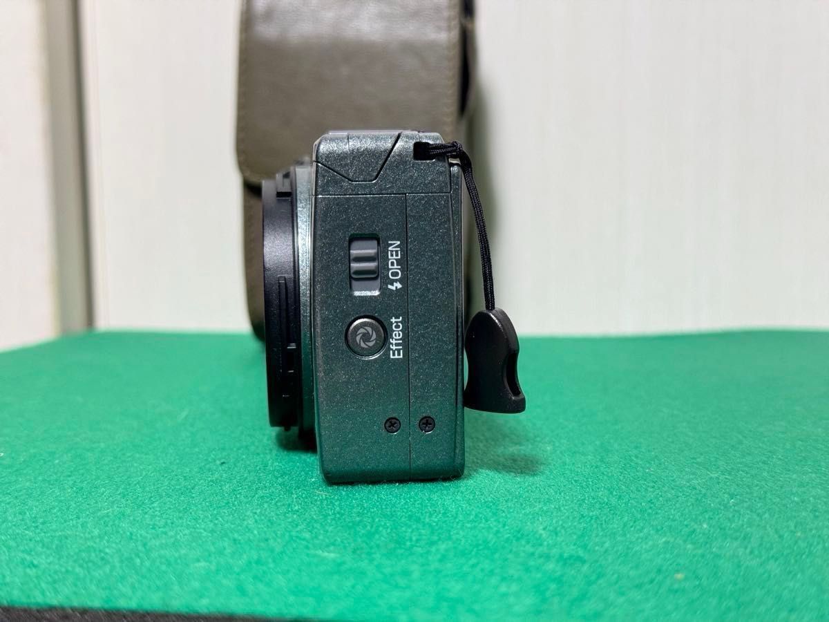 限定品 RICOH リコー APS-C GR Limited Edition コンデジ カメラ 限定品 RICOH リコー APS-C GR Limited Edition コンデジ カメラ