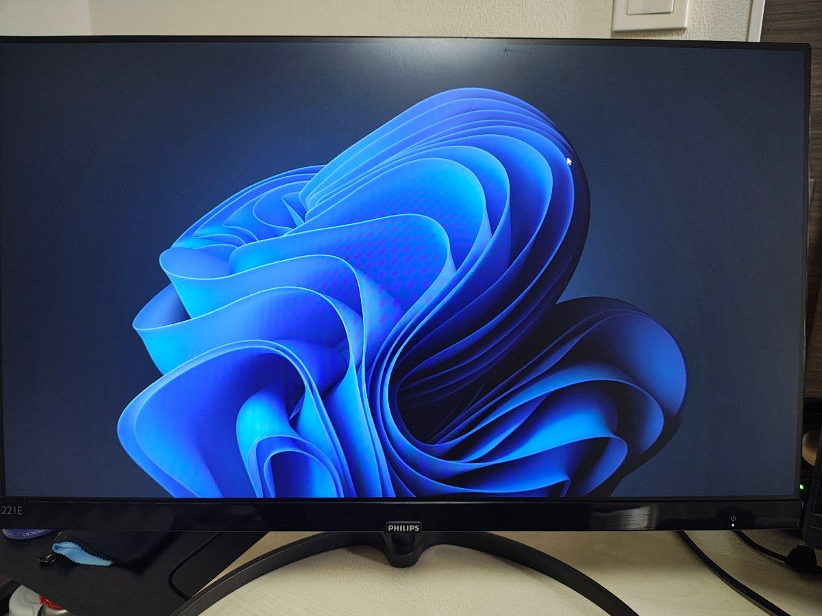 PHILIPS 22インチ full HD モニター 221E9/11 中古正常動作品 PHILIPS 22インチ full HD モニター 221E9/11 中古正常動作品