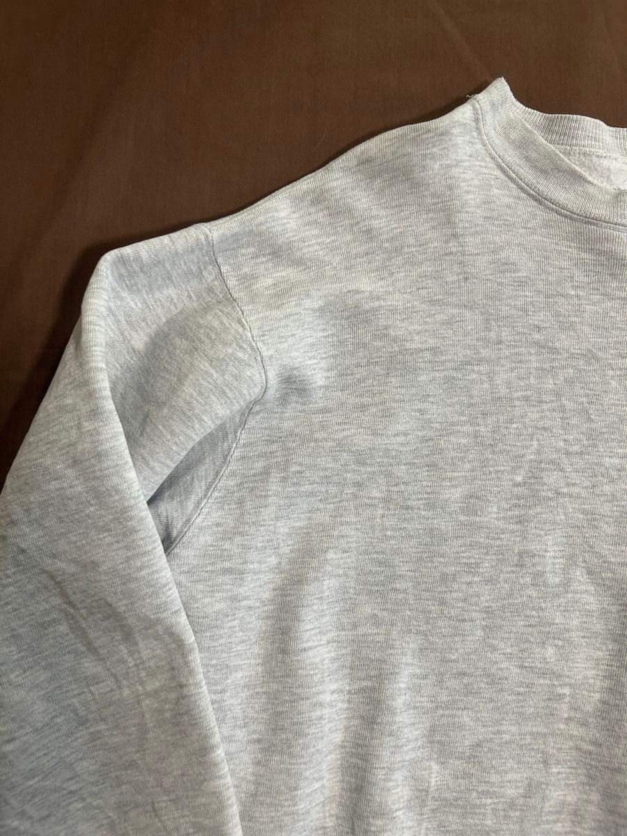 90s Champion 前V 刺繍ロゴ スウェット ヴィンテージ トレーナー 90s Champion 前V 刺繍ロゴ スウェット ヴィンテージ トレーナー
