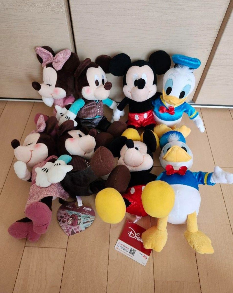 ミッキー&ミニー と ミッキー&ドナルド ぬいぐるみ4セット ミッキー&ミニー と ミッキー&ドナルド ぬいぐるみ4セット