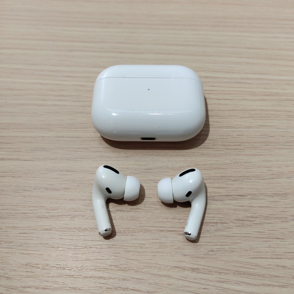 AirPods Pro 第1世代/動作確認済み <No,112> Apple AirPods Pro 第1世代 美品 動作確認済み 24時間以内発送