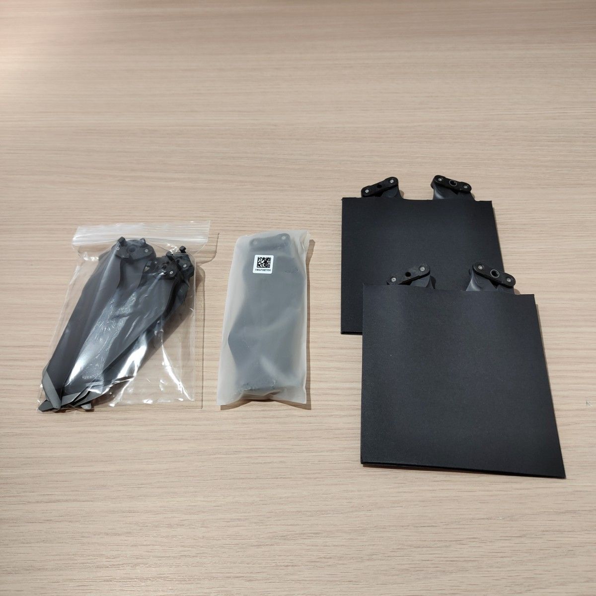 DJI Mavic 2 Fly Moreキット 美品 動作確認済み おまけ付き 24 DJI Mavic 2 Fly Moreキット 美品 動作確認済み おまけ付き 24