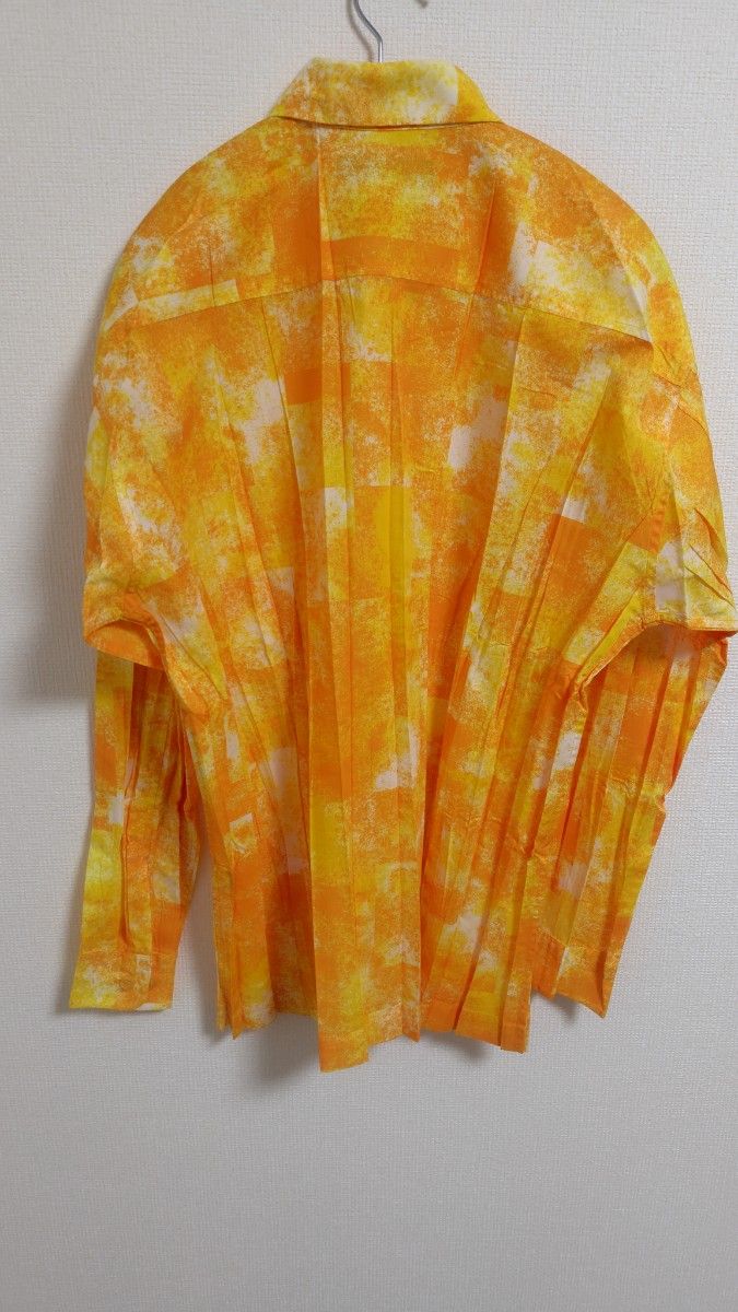 18SS ISSEY MIYAKE MEN イッセイミヤケ プリーツシャツ 長袖 18SS ISSEY MIYAKE MEN イッセイミヤケ プリーツシャツ 長袖