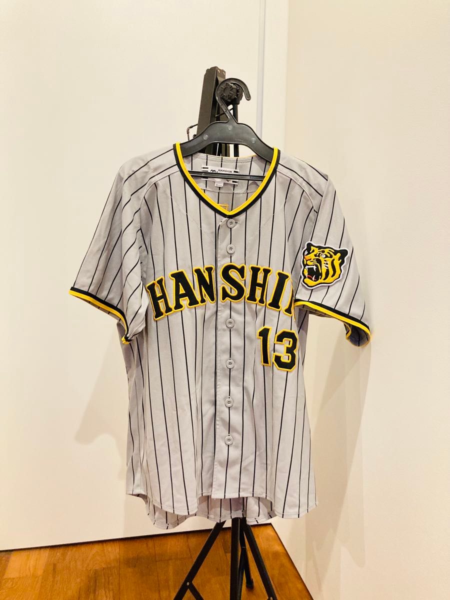 定価8000円 ミズノ 阪神タイガース 公式 ユニフォーム 岩崎優 定価8000円 ミズノ 阪神タイガース 公式 ユニフォーム 岩崎優