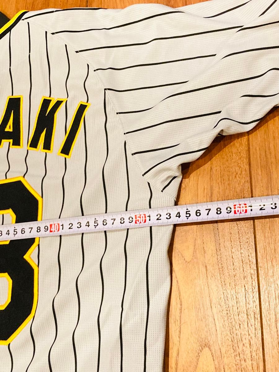定価8000円 ミズノ 阪神タイガース 公式 ユニフォーム 岩崎優 定価8000円 ミズノ 阪神タイガース 公式 ユニフォーム 岩崎優