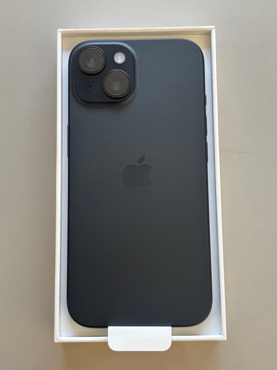 開封確認のみ iPhone15 128GB ほぼ未使用品 docomo ブラック 開封確認のみ iPhone15 128GB ほぼ未使用品 docomo ブラック