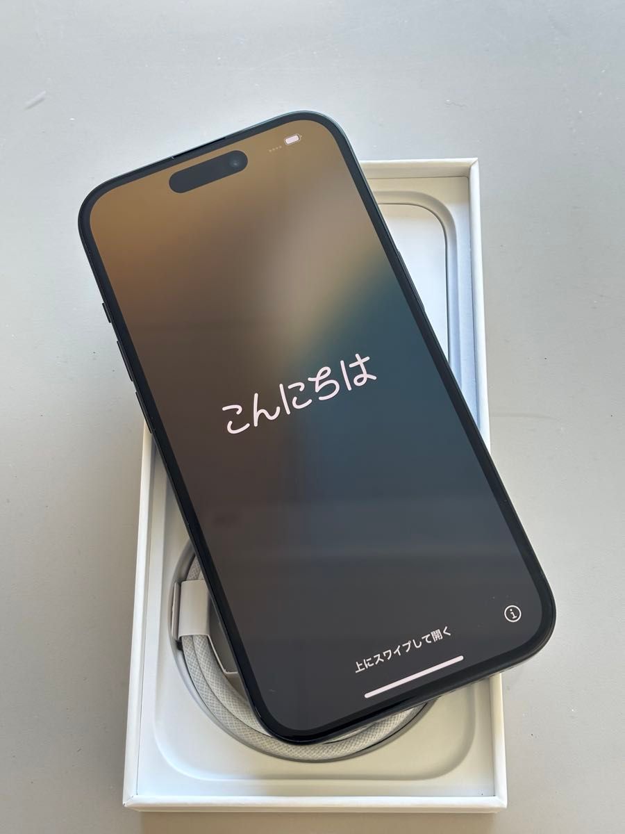 開封確認のみ iPhone15 128GB ほぼ未使用品 docomo ブラック 開封確認のみ iPhone15 128GB ほぼ未使用品 docomo ブラック