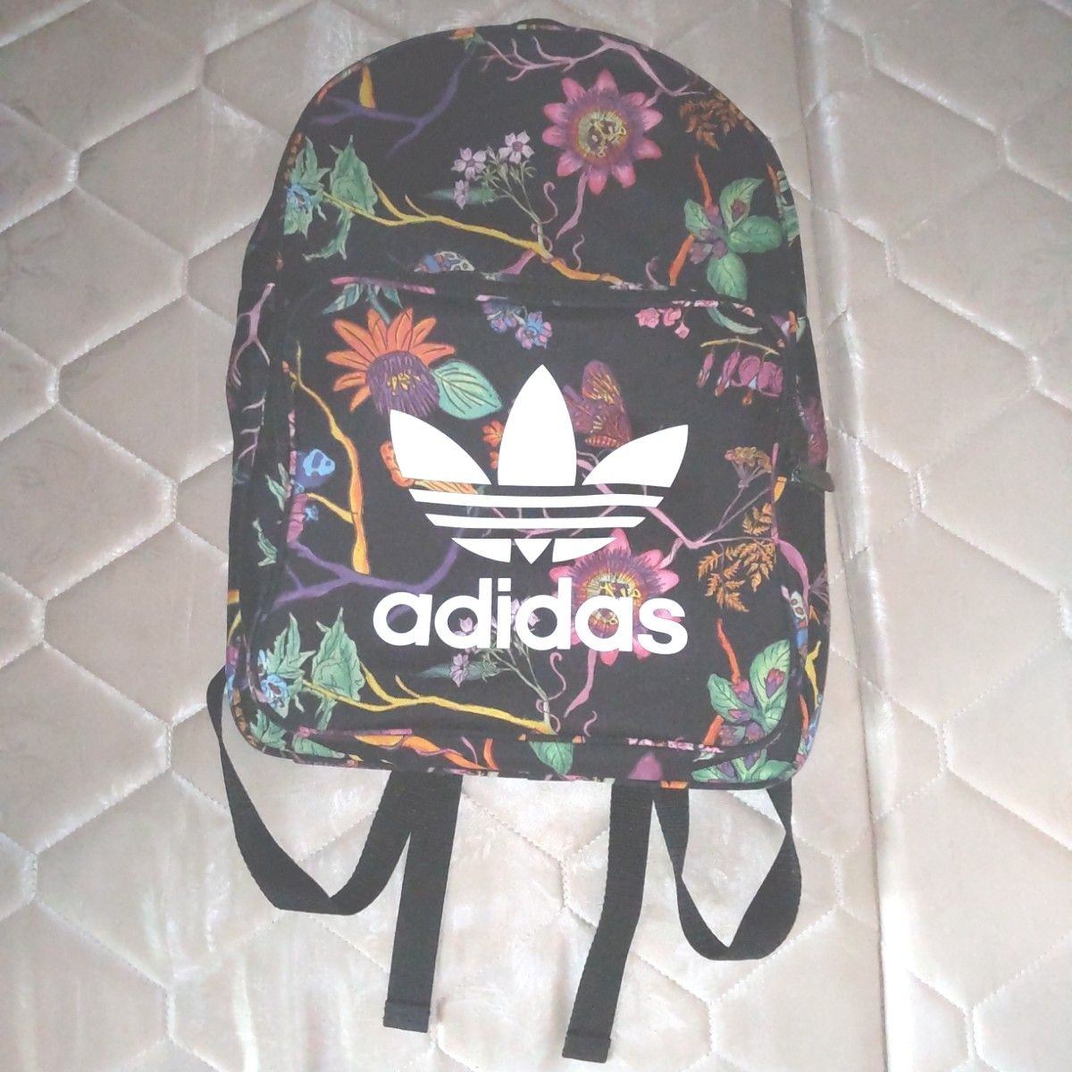 アディダス adidas リュック ボタニカル 花柄|Yahoo!フリマ(旧 アディダス adidas リュック ボタニカル 花柄|Yahoo!フリマ(旧