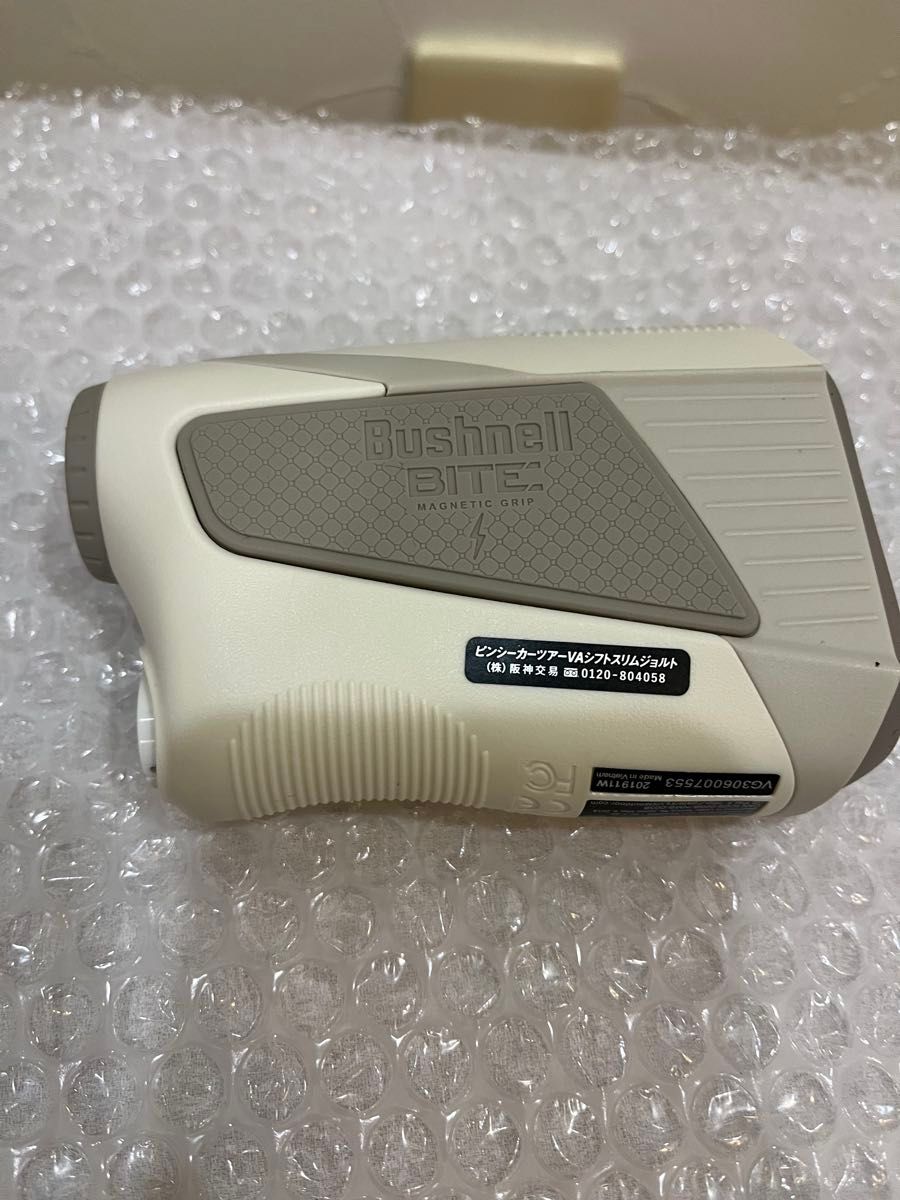 ブッシュネルBushnell TOUR VA ホワイトカラー ゴルフレーザー ブッシュネルBushnell TOUR VA ホワイトカラー ゴルフレーザー