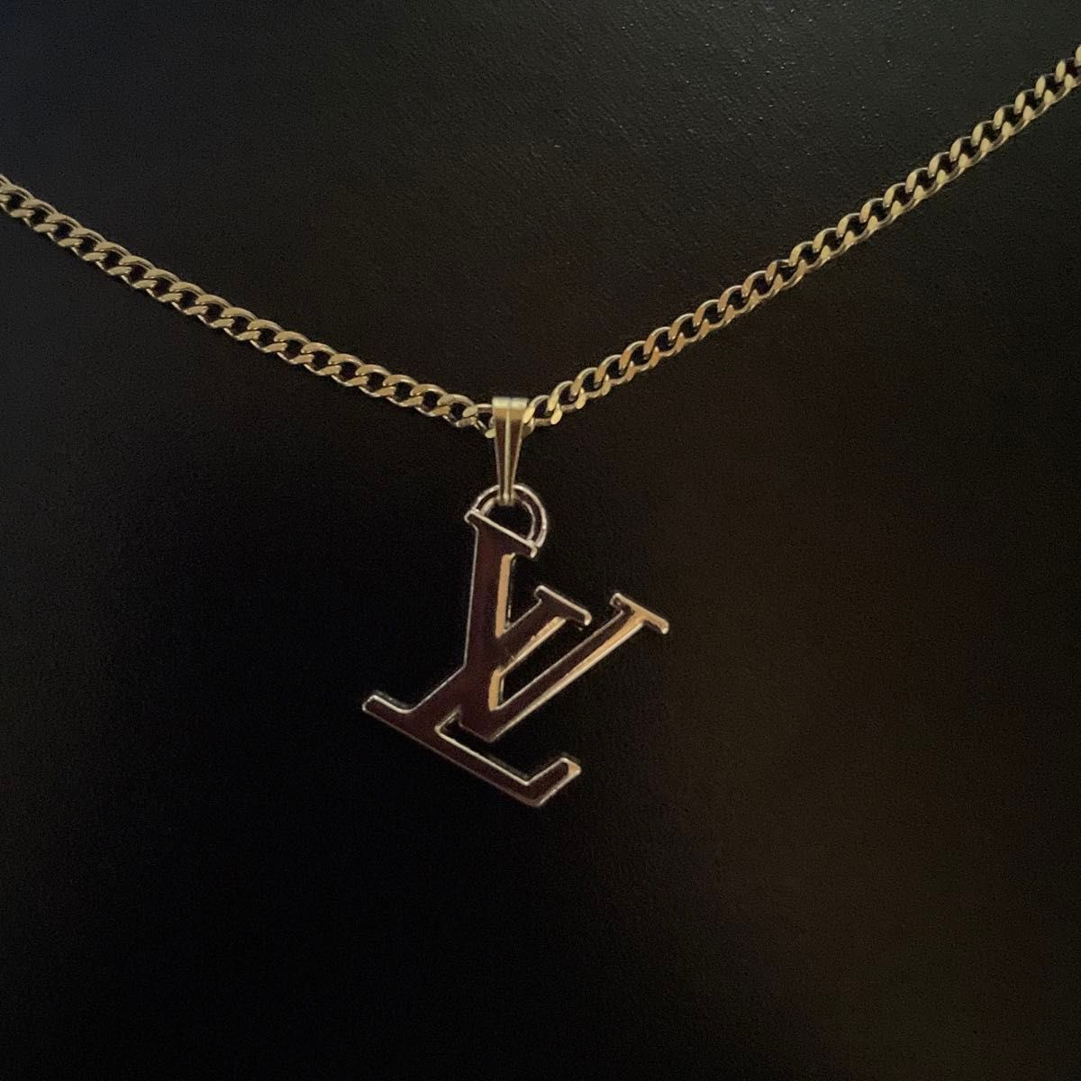 ルイヴィトン ヴィンテージ LV チャーム ネックレス|Yahoo ルイヴィトン ヴィンテージ LV チャーム ネックレス|Yahoo