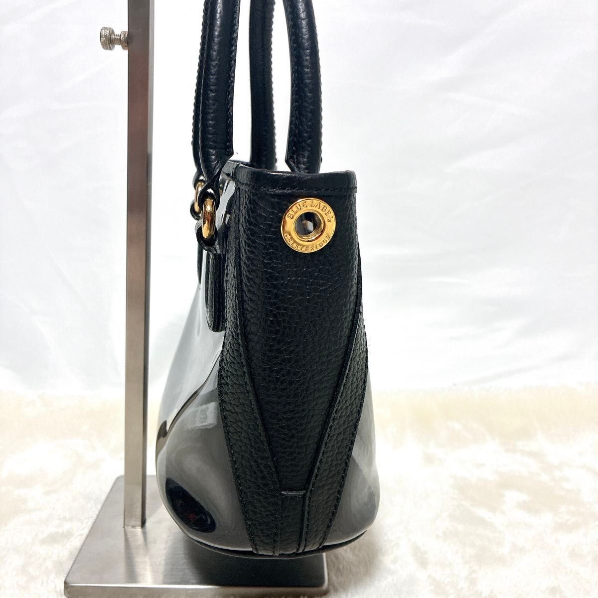 美品 BLUE LABEL CRESTBRIDGE ハンドバッグ ショルダーバッグ 美品 BLUE LABEL CRESTBRIDGE ハンドバッグ ショルダーバッグ