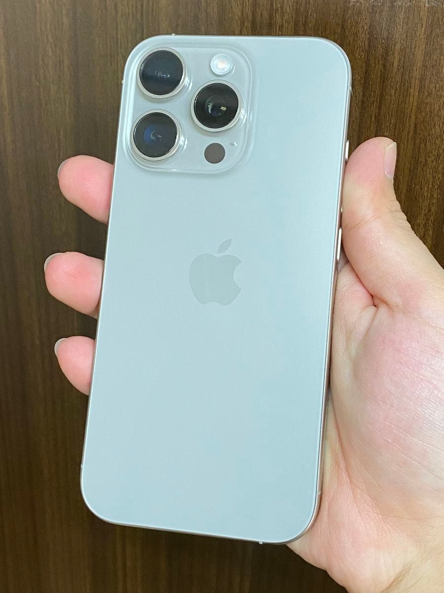 iPhone 16 Pro 256GB バッテリー最大容量100% 充放電回数25回 iPhone 16 Pro 256GB バッテリー最大容量100% 充放電回数25回