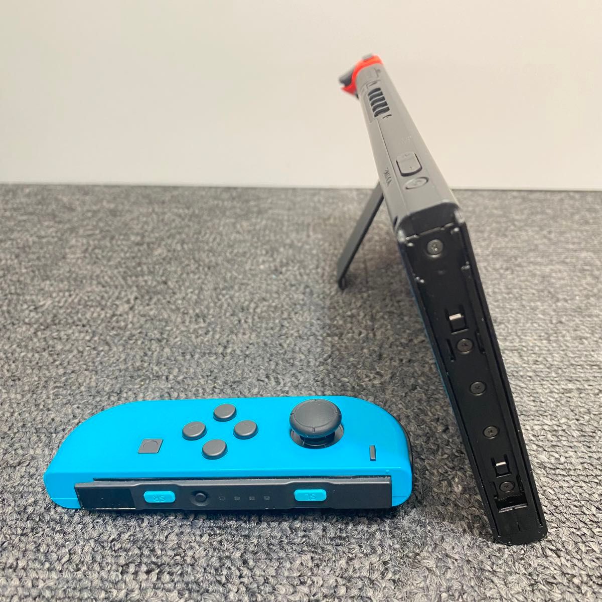 ニンテンドースイッチ Switch ネオンブルー・ネオンレッド 新型 ニンテンドースイッチ Switch ネオンブルー・ネオンレッド 新型