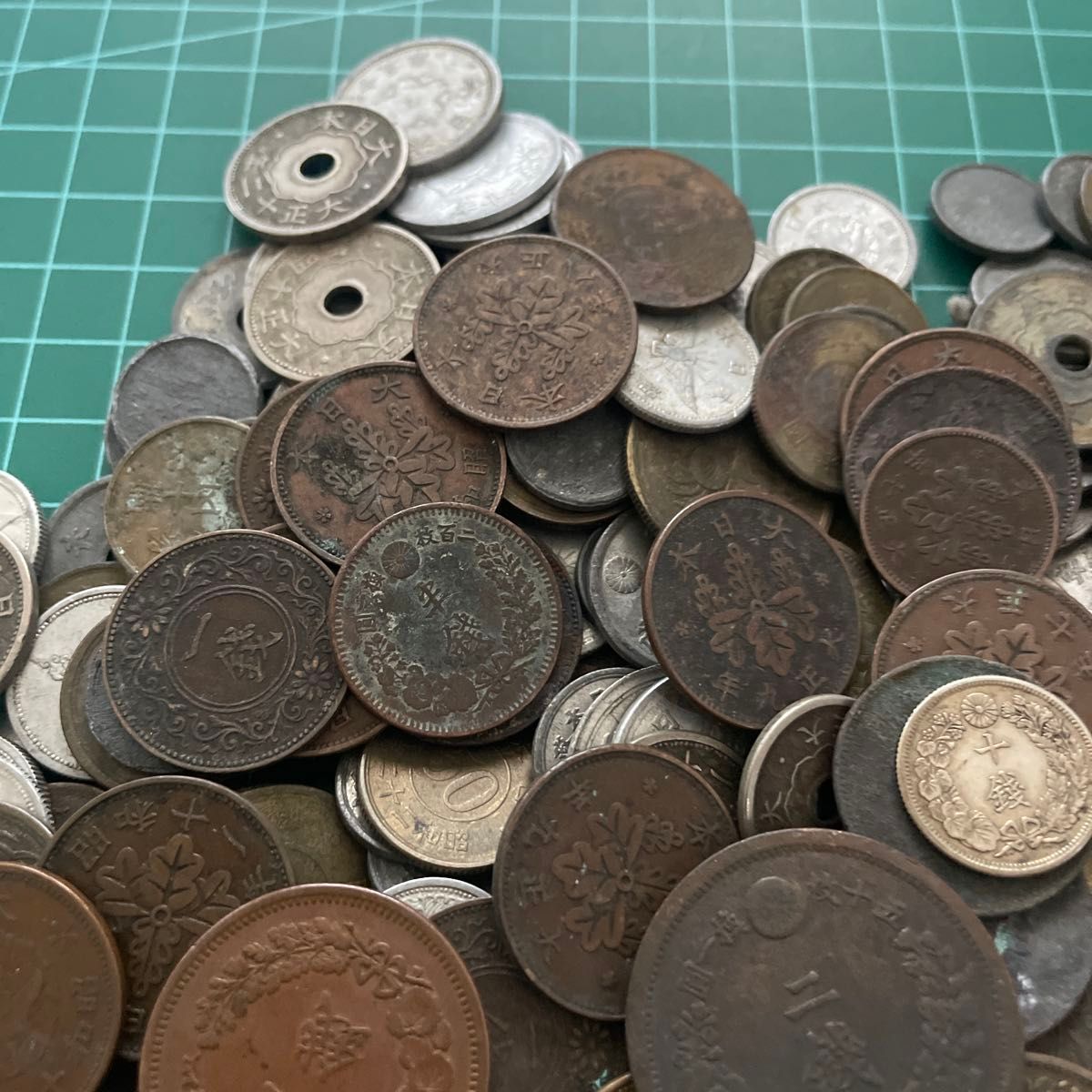 古銭 まとめ売り 銅貨 銀貨 その他色々 約520グラム|Yahoo 古銭 まとめ売り 銅貨 銀貨 その他色々 約520グラム|Yahoo
