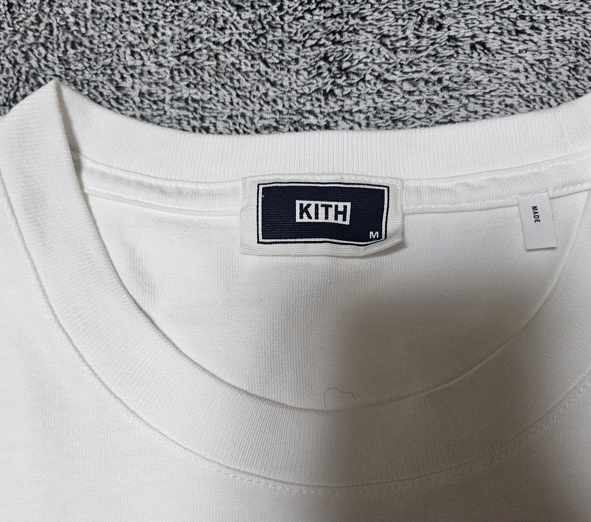Kith Toronto Skyline Vintage Black T-Shirt LARGE- IN HAND