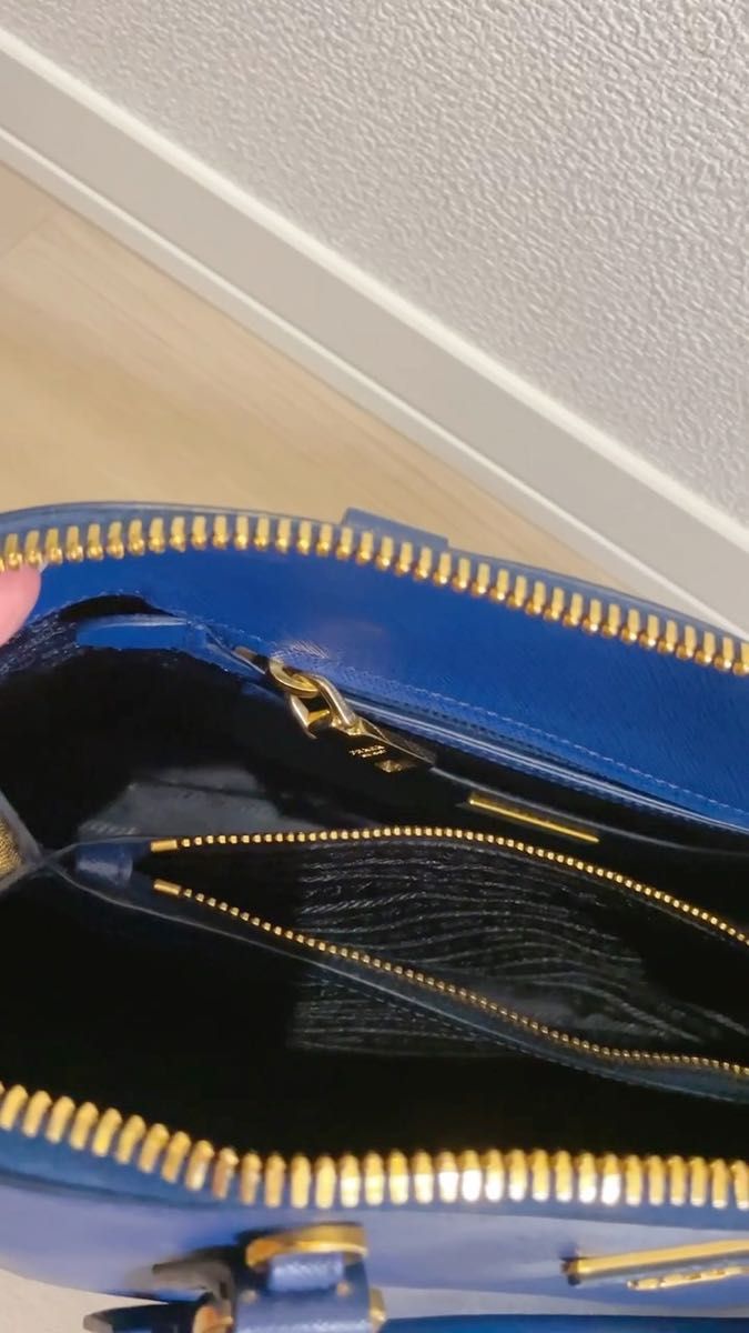 【極美品】PRADA プラダ サフィアーノ バッグ ネイビー