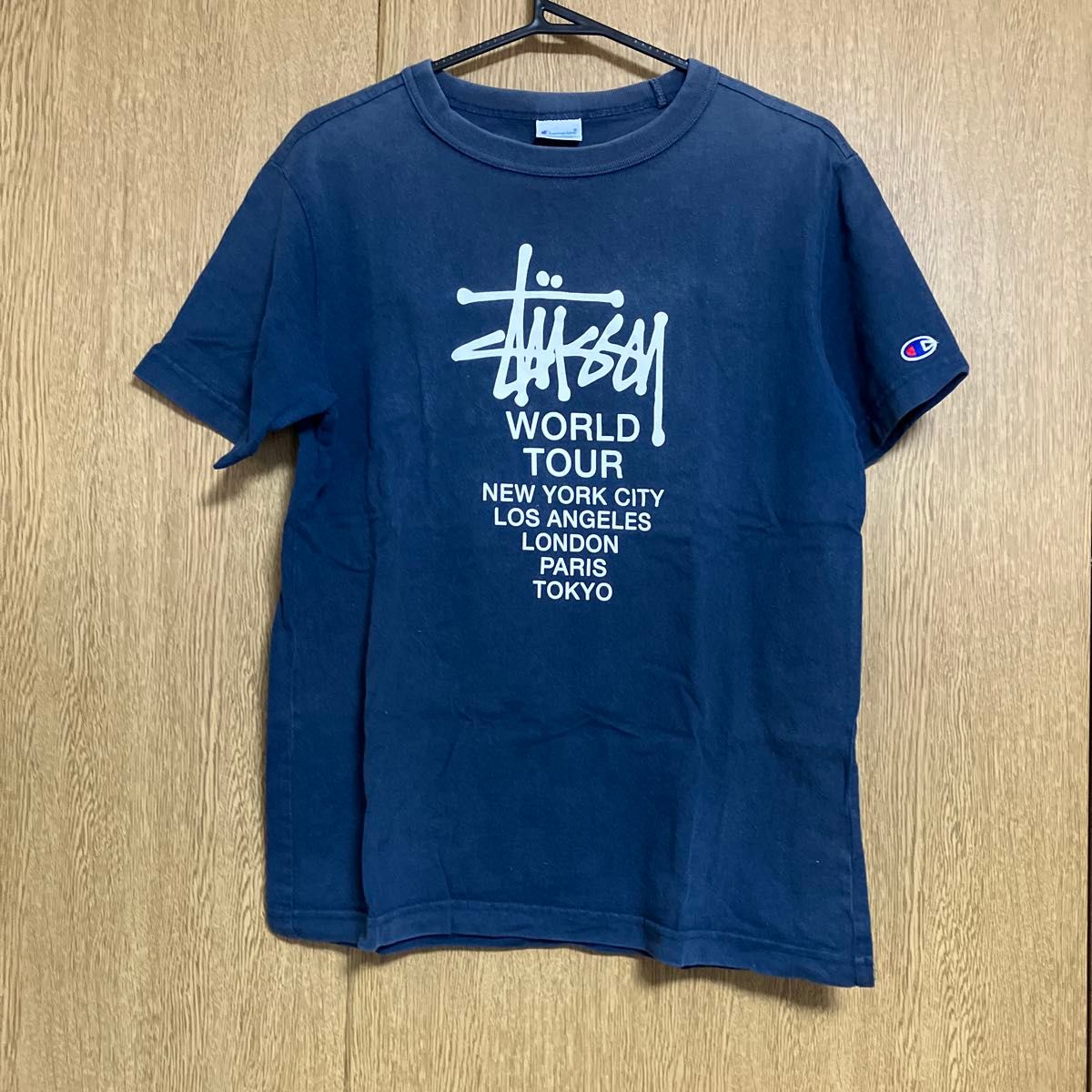 STUSSY × Champion コラボTシャツ ネイビー|Yahoo!フリマ(旧 STUSSY × Champion コラボTシャツ ネイビー|Yahoo!フリマ(旧