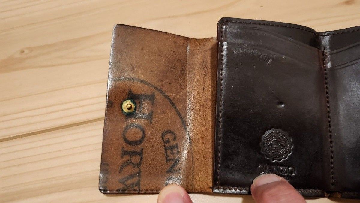 新品 限定 完売 ガンゾ シェルコードバン コンパクト財布