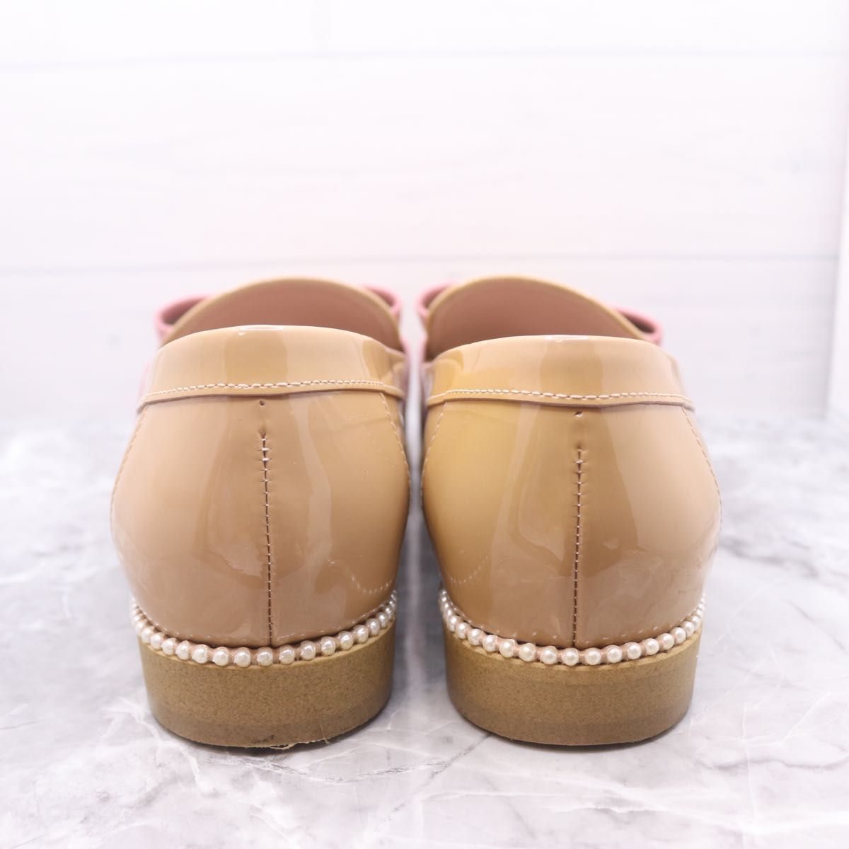 美品】dianaダイアナ リボン パール エナメルローファー chay 美品】dianaダイアナ リボン パール エナメルローファー chay