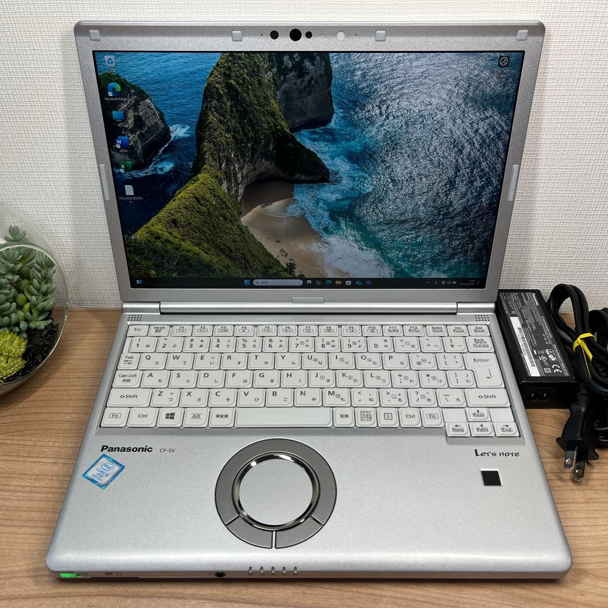 限定品>0257 軽量 Panasonic レッツノート CF-SV7 8GB/SSD256 限定品>0257 軽量 Panasonic レッツノート CF-SV7 8GB/SSD256