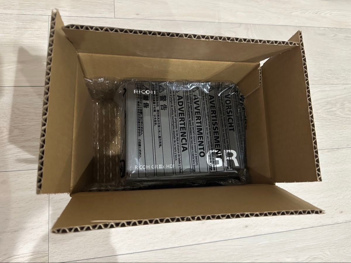 新品未開封 RICOH リコー GR IIIx HDF 特別モデル 保証書付き 新品未開封 RICOH リコー GR IIIx HDF 特別モデル 保証書付き