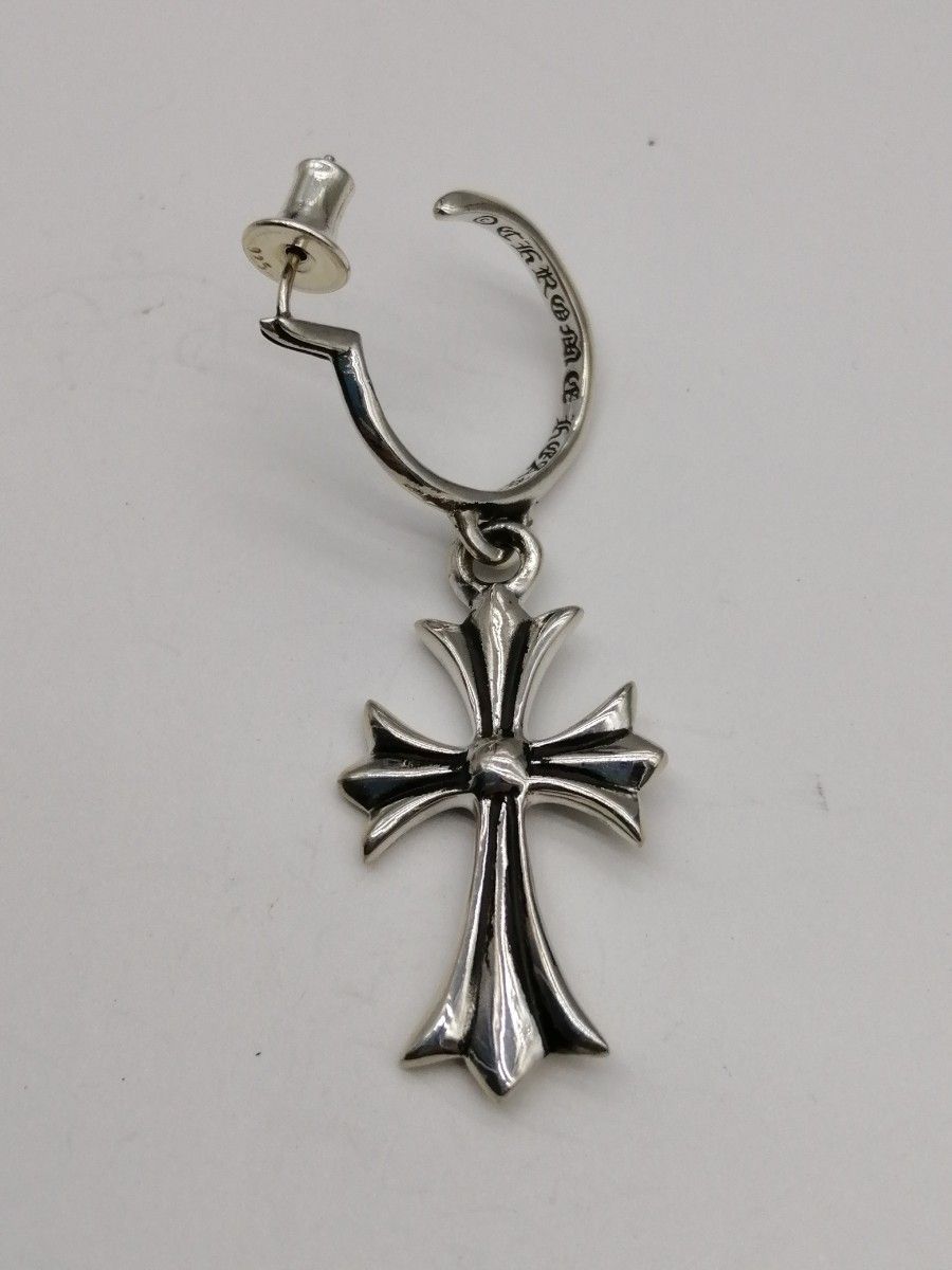 CHROME HEARTS クロムハーツ ピアス TINY CH CROSS タイニーCH
