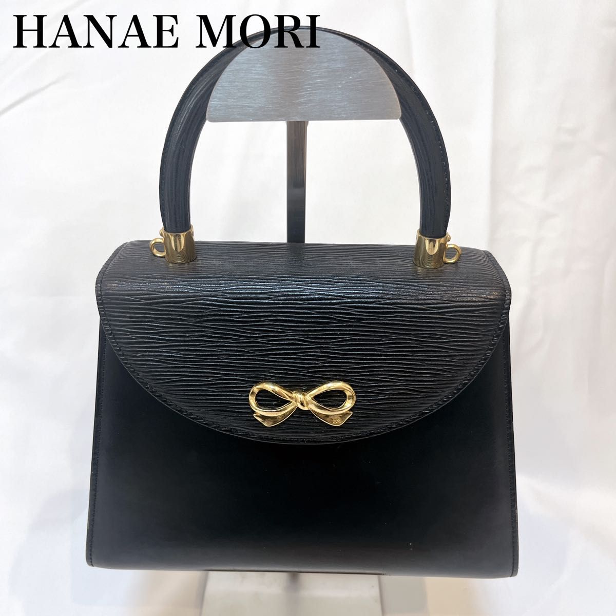 Hanae Mori】ハナエモリ リボンモチーフ ハンドバッグ ブラック Hanae Mori】ハナエモリ リボンモチーフ ハンドバッグ ブラック