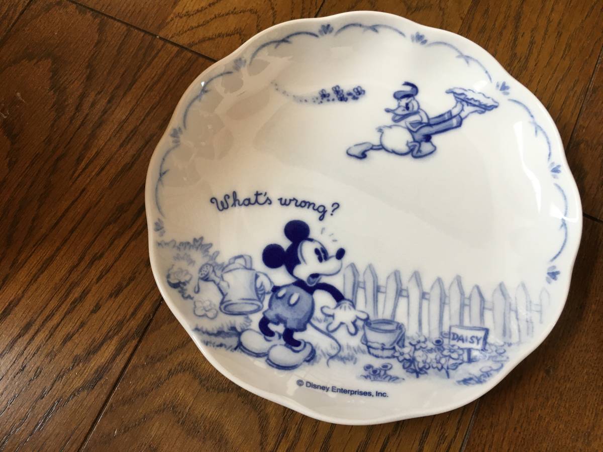 *** unused [ Disney Mickey Mouse ]. plate set < large approximately 23cm small 16.>USED***