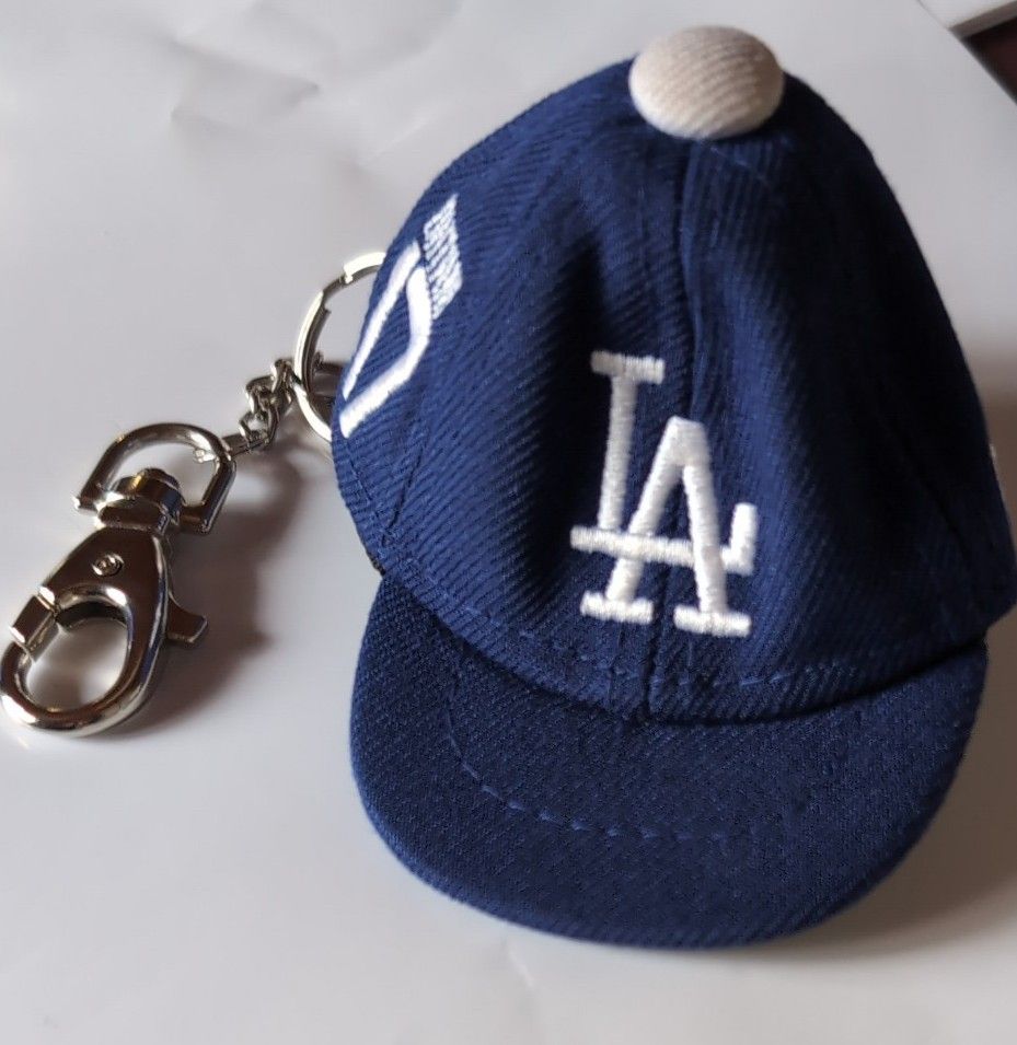 New Era LAドジャース 大谷翔平モデル ミニキャップキーホルダー New Era LAドジャース 大谷翔平モデル ミニキャップキーホルダー