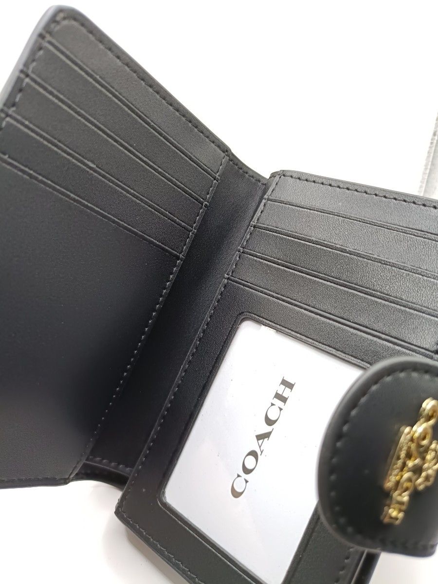 新品 COACH コーチ 二つ折り財布 シグネチャー 黒ボタン 即発送 新品 COACH コーチ 二つ折り財布 シグネチャー 黒ボタン 即発送