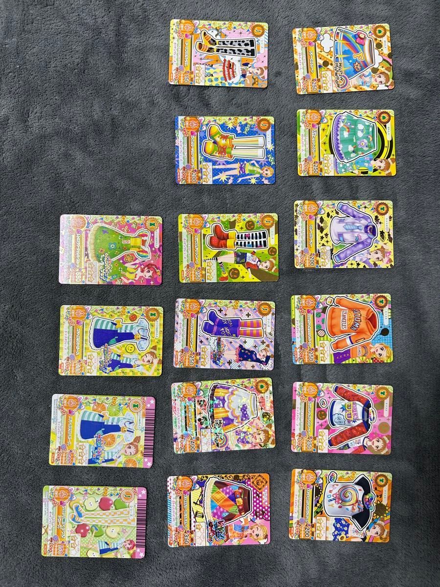 人気デザイナー アイカツ バインダー＋カード94枚｜Yahoo!フリマ（旧PayPayフリマ） ゲームセンター・ゲームカード