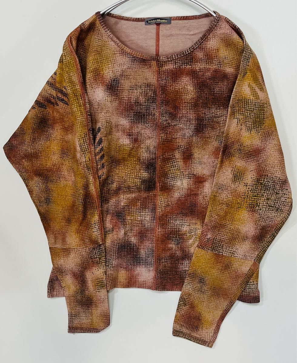 イッセイミヤケ 日本製 総柄 長袖 Tシャツ ISSEY MIYAKE ロンT イッセイミヤケ 日本製 総柄 長袖 Tシャツ ISSEY MIYAKE ロンT