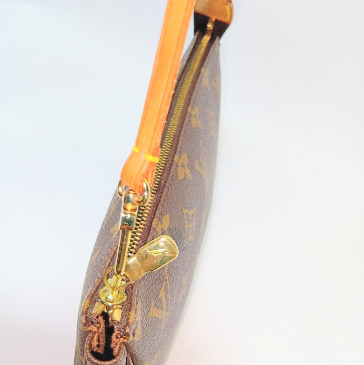LOUIS VUITTONルイヴィトン 美品 モノグラム ポシェット・アクセ LOUIS VUITTONルイヴィトン 美品 モノグラム ポシェット・アクセ