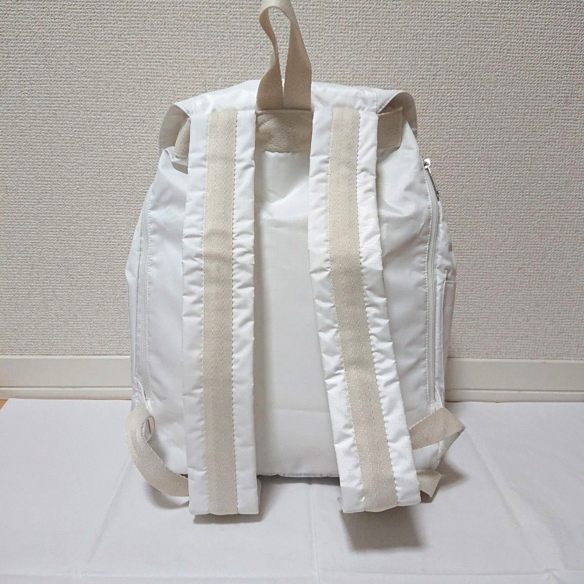 LeSportsac × Megumi Kanzaki SMART FLAP BACKPACK2メレンゲ LeSportsac × Megumi Kanzaki SMART FLAP BACKPACK2メレンゲ