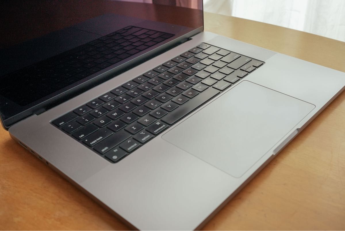 Macbook Pro M1 Max(10コアCPU/32コアGPU) 16inch 32GB/2TB Macbook Pro M1 Max(10コアCPU/32コアGPU) 16inch 32GB/2TB
