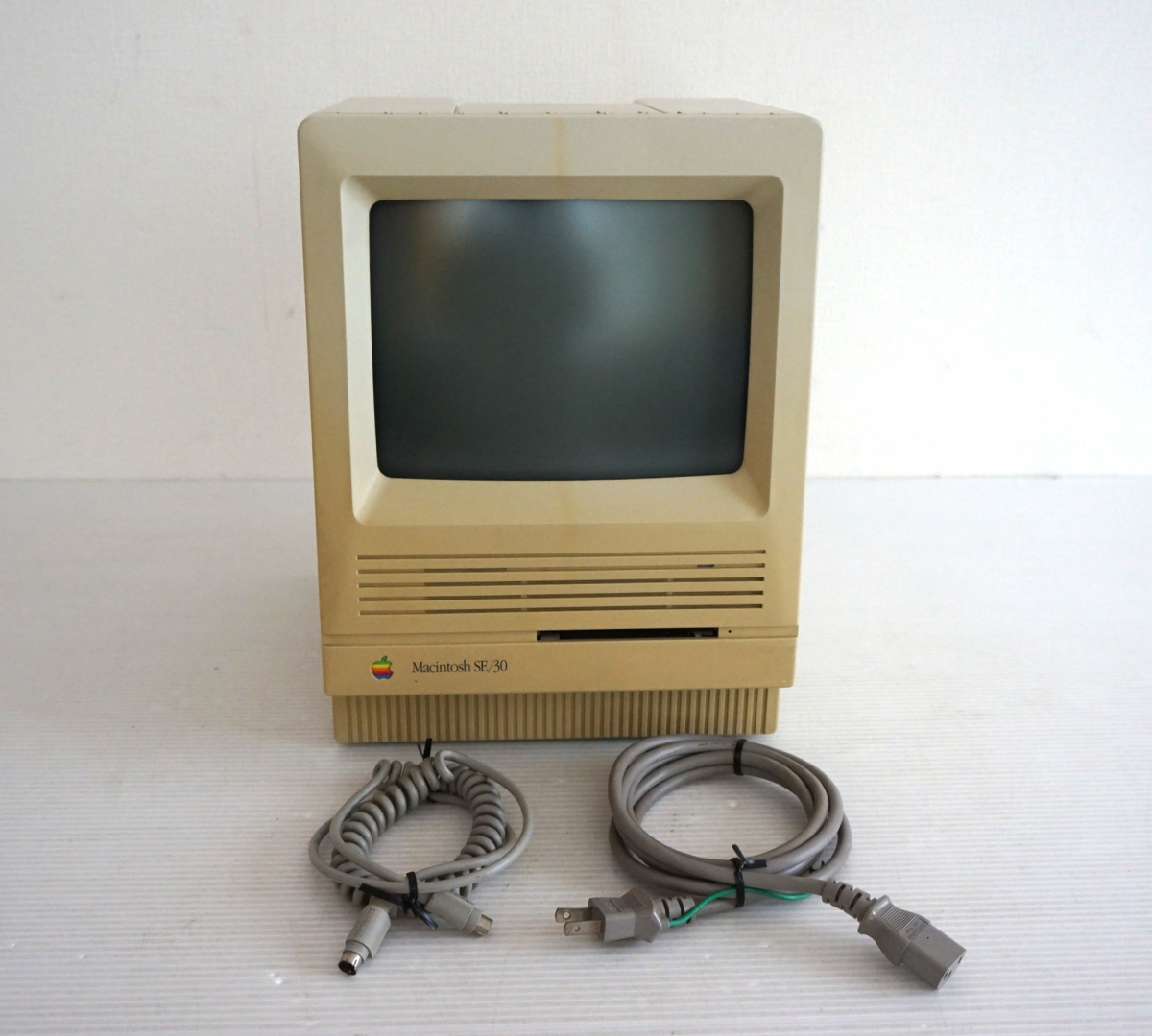 通電のみ・ジャンク】アップル マッキントッシュ/Apple 通電のみ・ジャンク】アップル マッキントッシュ/Apple