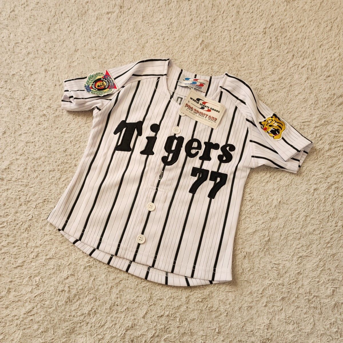 阪神タイガース】サイズ100cm レア新品タグ付き2003年優勝 阪神タイガース】サイズ100cm レア新品タグ付き2003年優勝