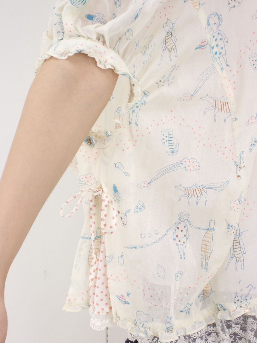 frache lippee フランシュリッペ 異人柄 ブラウス カットソー frache lippee フランシュリッペ 異人柄 ブラウス カットソー