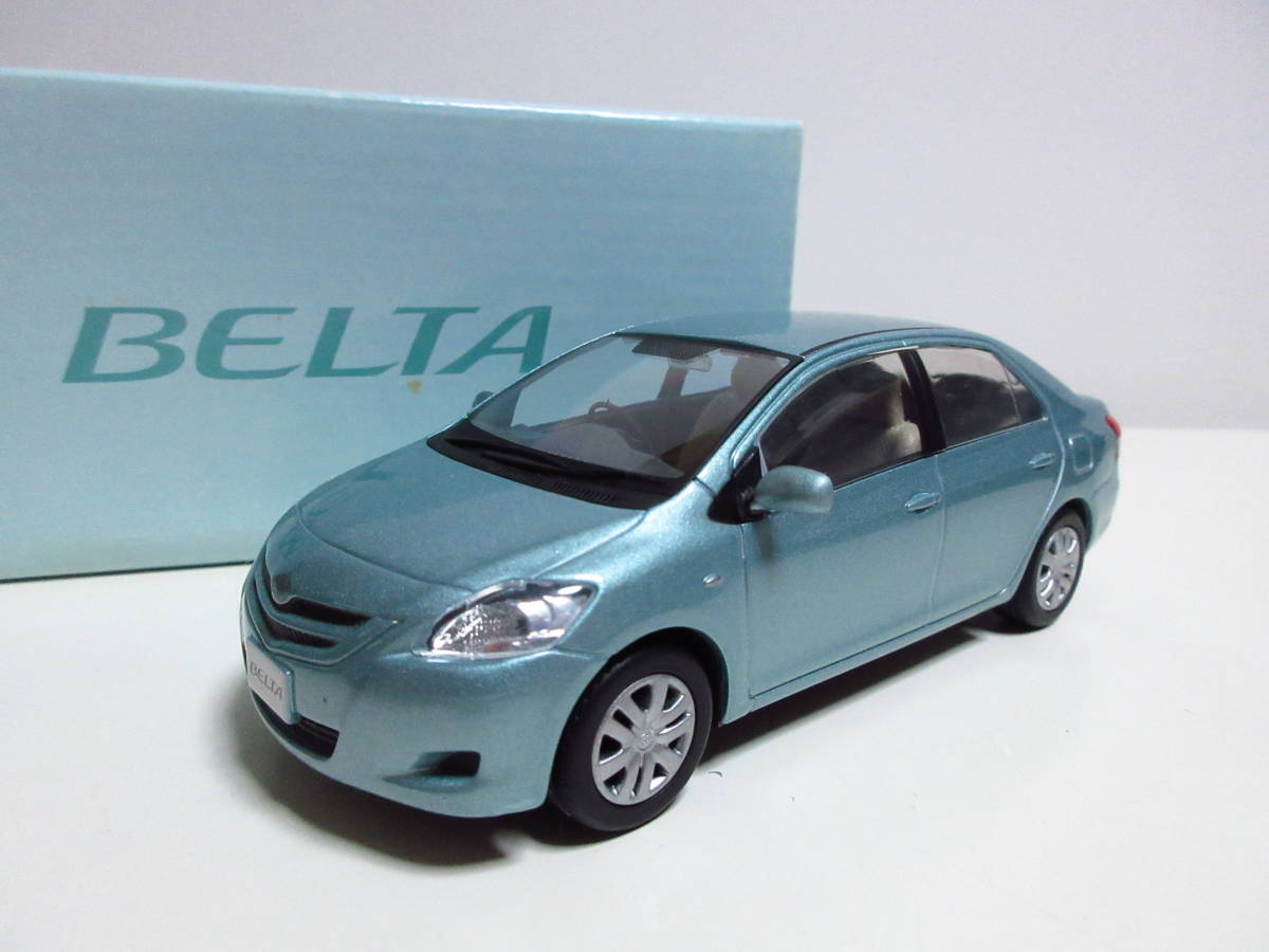 1/30 トヨタ ベルタ BELTA 前期 非売品 カラーサンプル ミニカー　ターコイズメタリック