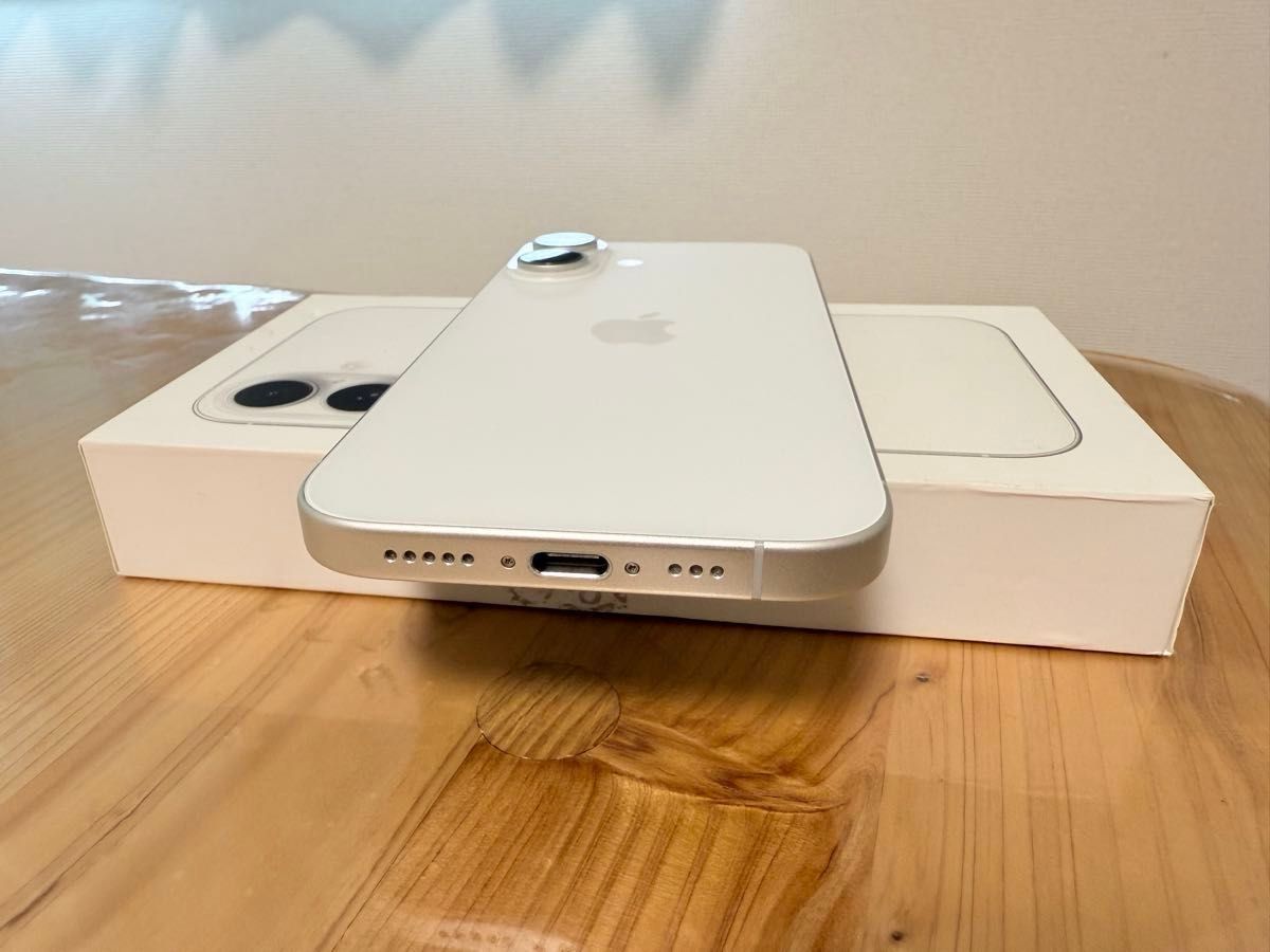 美品 iPhone 16 SIM 海外フリー版 ホワイト シャッター音なし 美品 iPhone 16 SIM 海外フリー版 ホワイト シャッター音なし