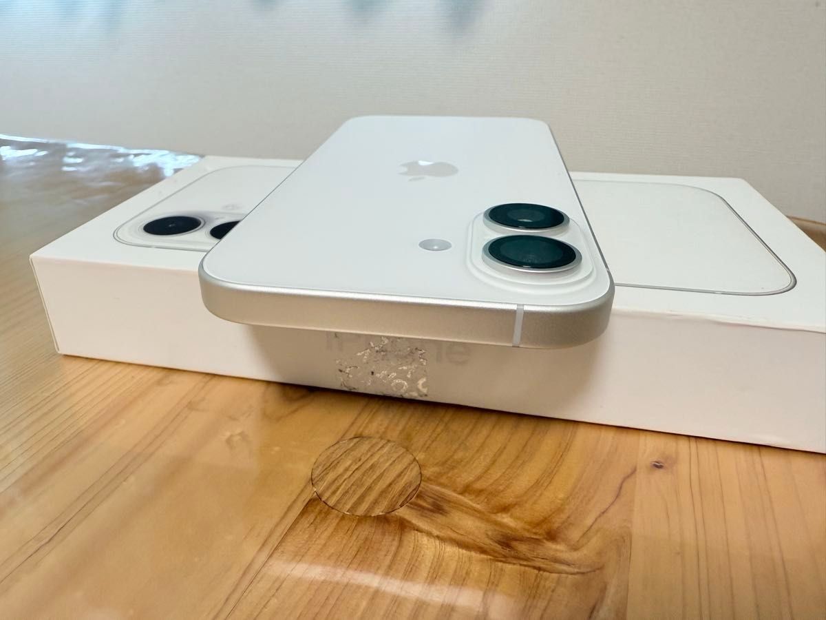 美品 iPhone 16 SIM 海外フリー版 ホワイト シャッター音なし 美品 iPhone 16 SIM 海外フリー版 ホワイト シャッター音なし