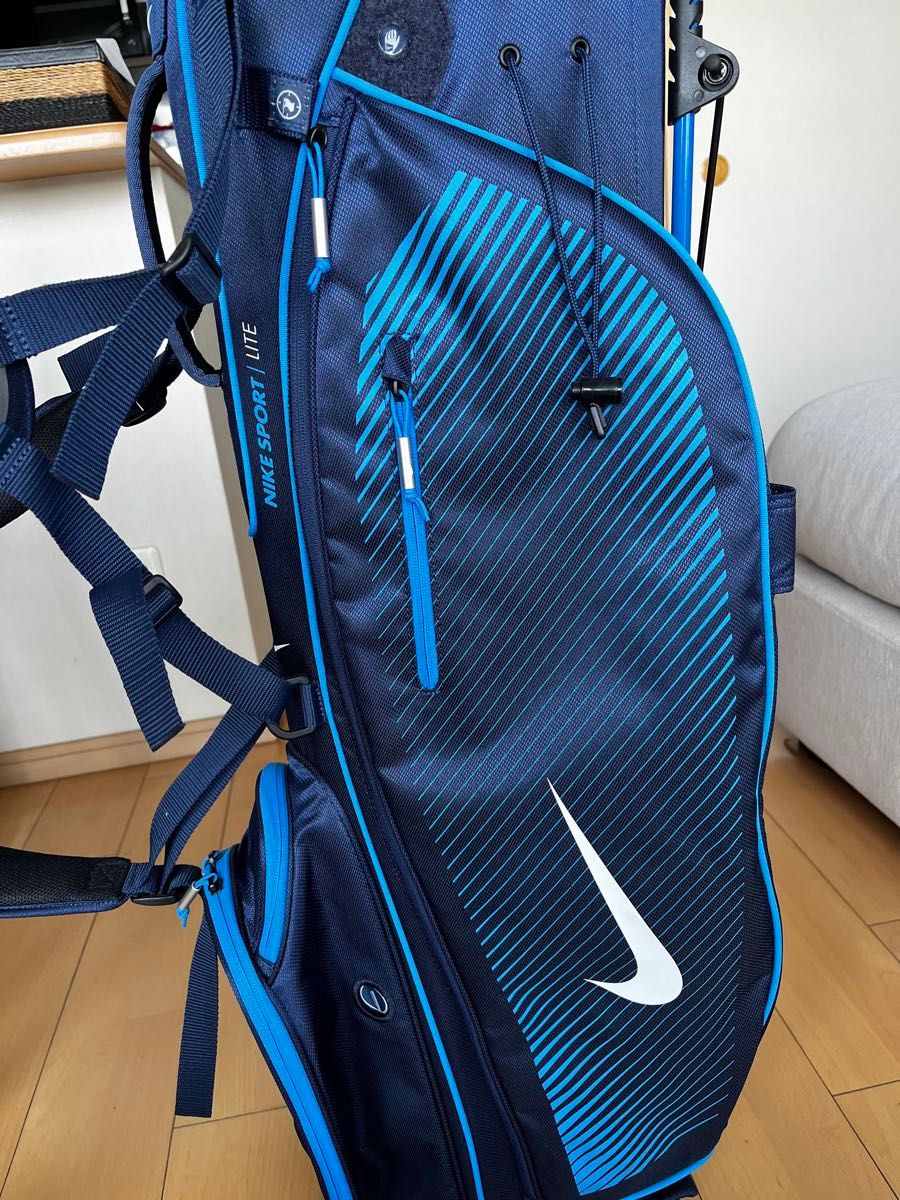 極美品 希少ナイキ NIKE スタンド型キャディバッグ 超軽量 極美品 希少ナイキ NIKE スタンド型キャディバッグ 超軽量