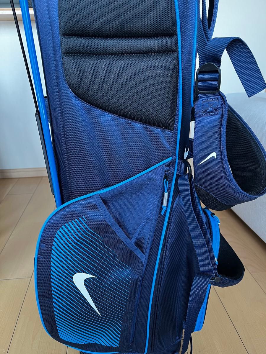 極美品 希少ナイキ NIKE スタンド型キャディバッグ 超軽量 極美品 希少ナイキ NIKE スタンド型キャディバッグ 超軽量