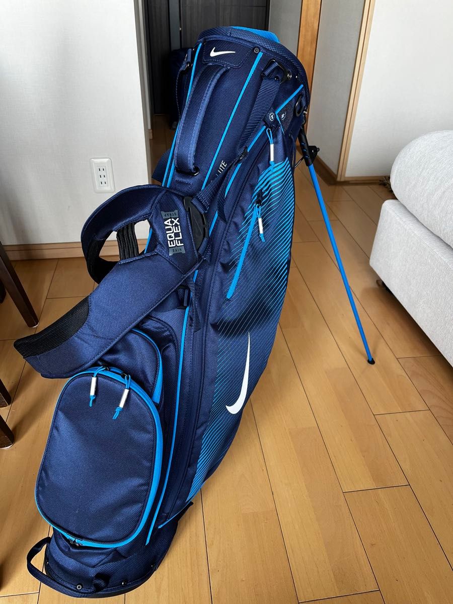 極美品 希少ナイキ NIKE スタンド型キャディバッグ 超軽量 極美品 希少ナイキ NIKE スタンド型キャディバッグ 超軽量