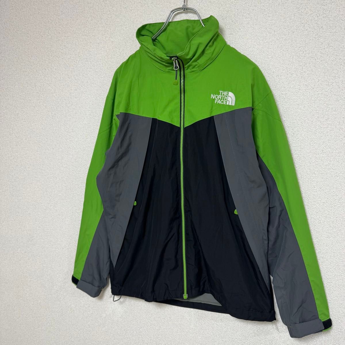 THE NORTH FACE ノースフェイス ナイロンジャケット マウンテン THE NORTH FACE ノースフェイス ナイロンジャケット マウンテン