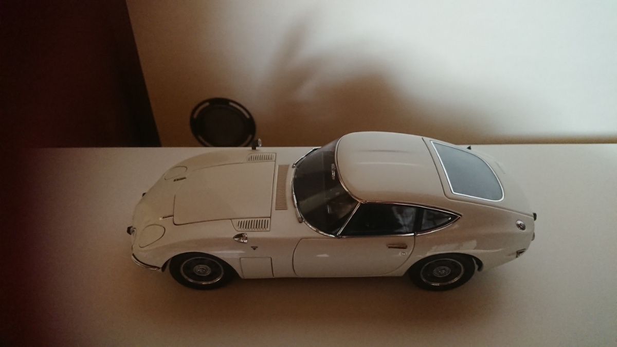オートアート18分1トヨタ2000gt ミニカー オートアート18分1トヨタ2000gt ミニカー