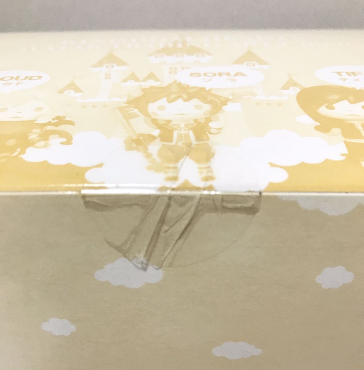  Kingdom Hearts avatar trailing a- loading ni large box unopened 9 piece entering Final Fantasy k loud tifa other 