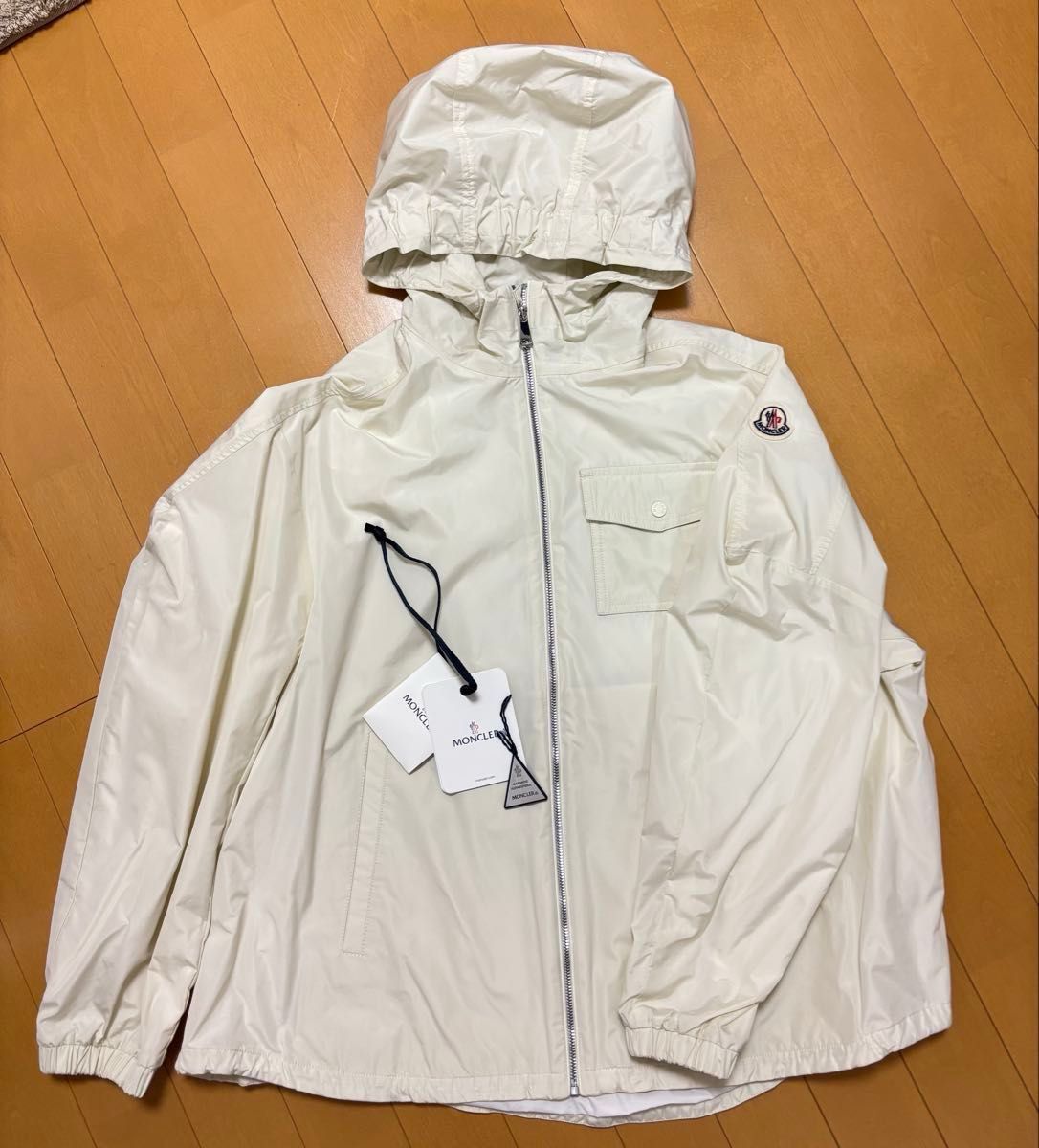 MONCLER モンクレール TANGENI 14A ナイロン ブルゾン MONCLER モンクレール TANGENI 14A ナイロン ブルゾン