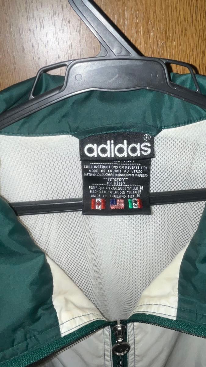 adidas ナイロンジャケット ホワイト/ダークグリーン|Yahoo adidas ナイロンジャケット ホワイト/ダークグリーン|Yahoo